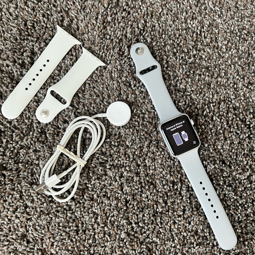 Apple Watch Series 1 42mm GPS Aluminum Smartwatch - Silver